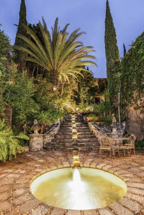 Роскошный особняк, площадью 1394 m? 01