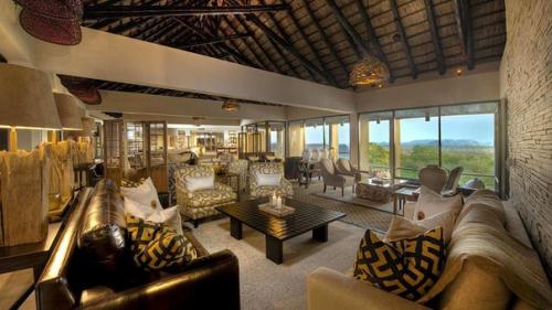Four Seasons Safari Lodge Serengeti 5*. 03