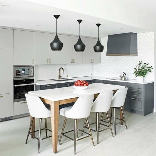 Черный низ и белый верх. 02