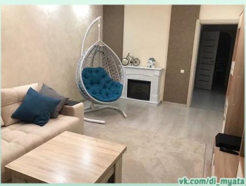 Просторная квартира. В современном стиле. 01