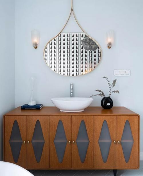 Яркий, полный остроумных Находок и отличного винтажа проект создан для мамы с двумя маленькими детьми. 05