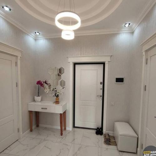 Просторная квартира. В светлых тонах. 03