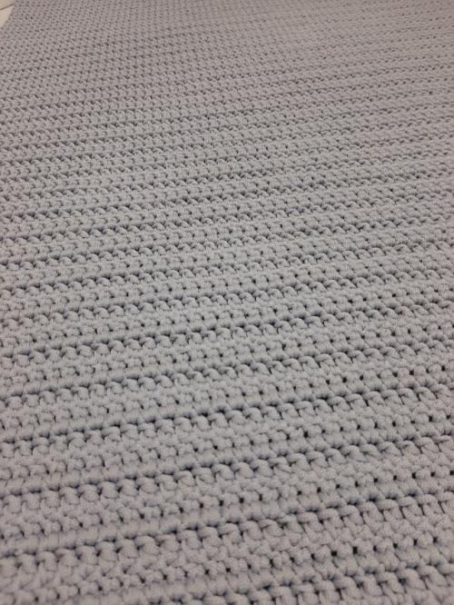 Он встречает вас нежно. 01