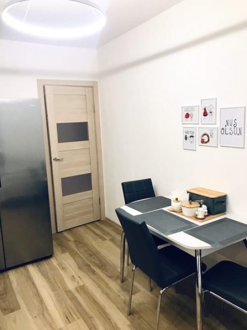 Что скажете?  В том случае, если начнёте обзывать кухонный фартук. 01