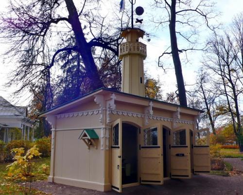 Фермерский дворец в Петергофе. 04