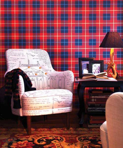 Чтобы сделать интерьер новой квартиры насыщенным, позитивным и ярким, используете различные сочетания клетчатых элементов декора. 06