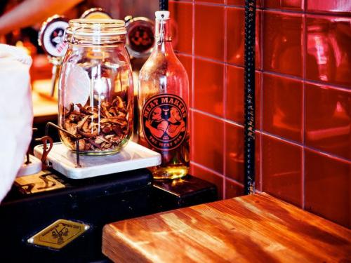 5 заведений с интересным интерьером на васильевском. 01