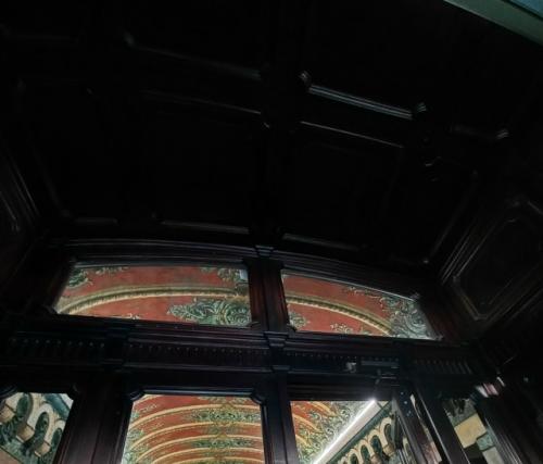 Меня пустили пофотографировать на первом этаже дома елисеевых. 08