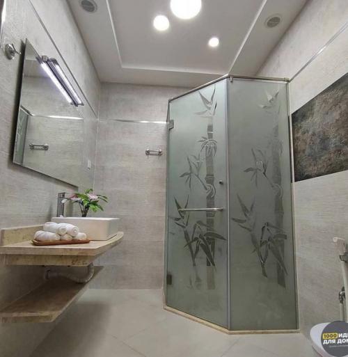 Просторная квартира. В светлых тонах. 04