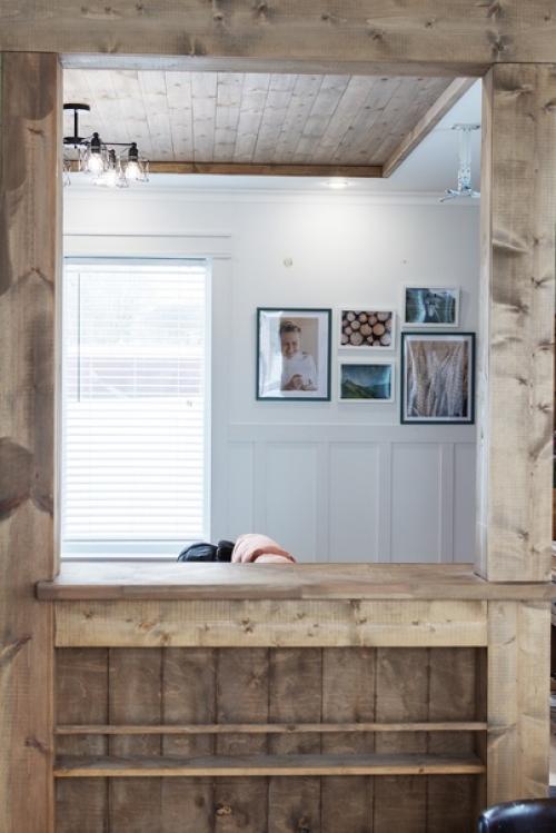 Здравствуйте.  Хотел поделиться интерьером кухни - гостинной (правда ещё много недоделок. 02