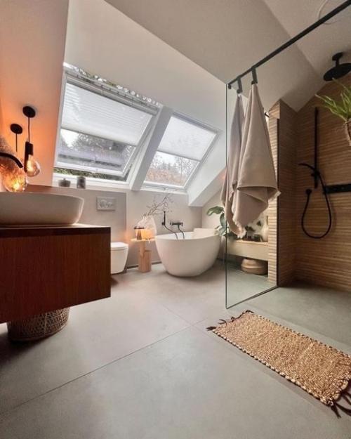 Ремонт в мансардной ванной комнате: после и до. 06