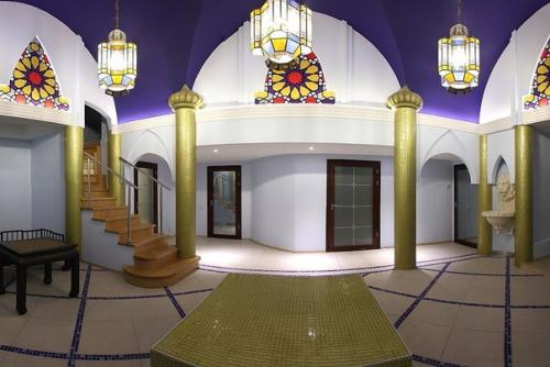 Турецкий стиль!  Главным предназначением турецкой гостиной комнаты является приятное времяпровождение. 01