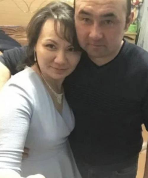 Мастерская Шариповых - это одна страница, на которой мы, семья, делимся своим творчеством и продуктами. 

