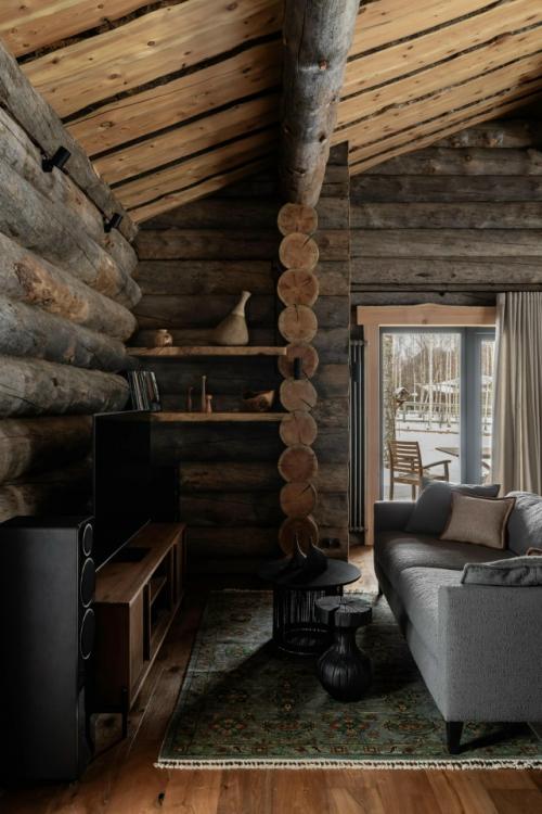 Какой же красивый банный дом из серебристой сосны кело!  