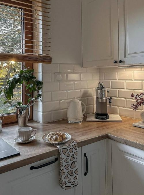 В этом светлом, уютном доме царит спокойствие и безмятежность. 02