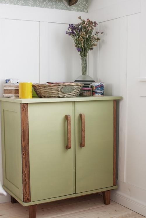 Здравствуйте.  Хотел поделиться интерьером кухни - гостинной (правда ещё много недоделок. 05