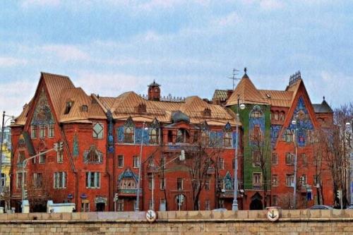 Петербургские дома с именами. 04