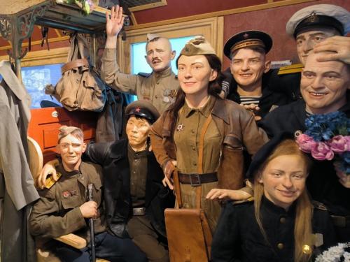 40 минут внутри поезда победы прошли с полным погружением в реальность того времени. 08 40 минут внутри поезда победы прошли с полным погружением в реальность того времени. 08