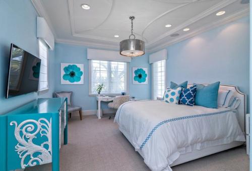Интерьер спальни в голубом цвете. 04