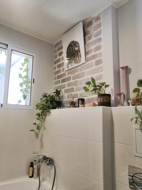 Всем здравствуйте!  Хочу показать свои старые кирпичные стены в интерьере квартиры. 08