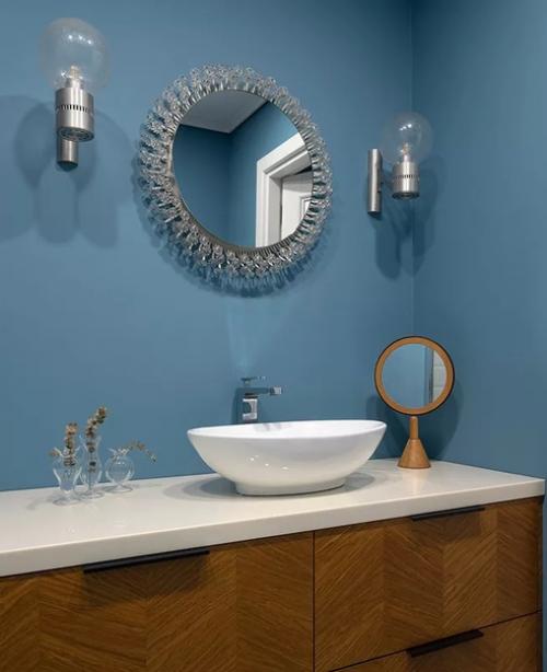 Яркий, полный остроумных Находок и отличного винтажа проект создан для мамы с двумя маленькими детьми. 09