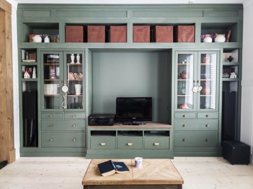 Здравствуйте.  Хотел поделиться интерьером кухни - гостинной (правда ещё много недоделок. 01