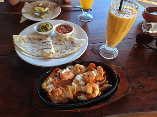 Еда на Шри-ланке - отдельная тема. 02