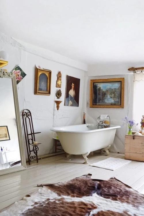 Семья из Лондона свой странный дом в глуши показала. 05