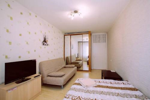 Ул. Богдана Хмельницкого д. 2 - 420 тыс.  