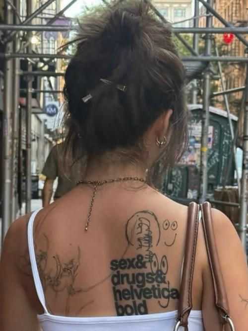 Helvetica - самый узнаваемый и влиятельный шрифт в мире. 02