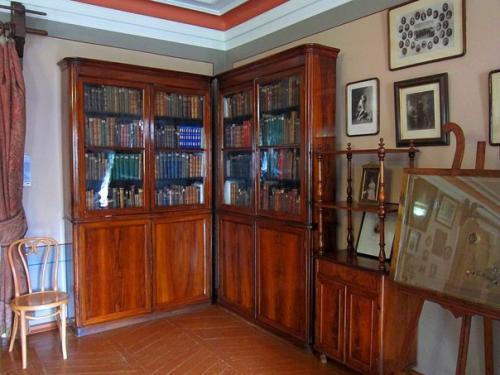 Я тебя в МУЗЕЙ поведу. 04