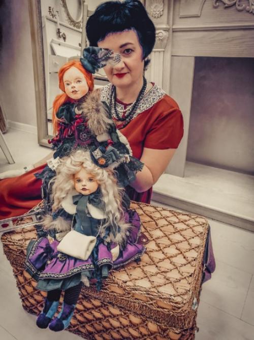 Давайте знакомиться!  Я Агния, автор уникальных кукол в старинной технике грунтованного текстиля. 02