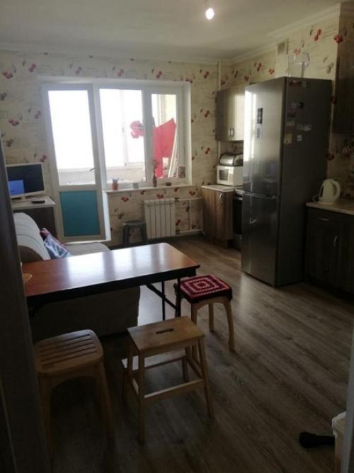 Стильный ремонт. На просторной кухне. 02