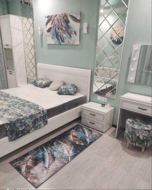 Мебель для спальни от лером в прекрасном дизайнерском интерьере. 01