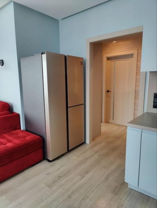 Театр начинается с вешалки, а каждая наша квартира - с кухни. 02