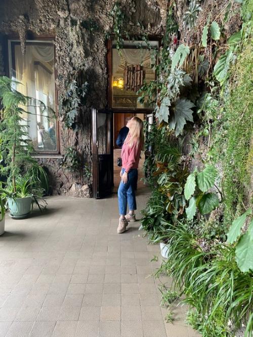 Уникальный дом ушковой, внутри дом амфиладный, то есть одна комната переходит в другую. 06