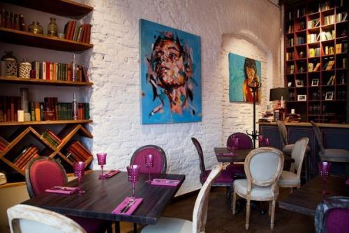 10 красочных заведений города, где можно зарядиться позитивом. 09