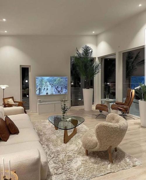 Вот такой загородный дом с невероятным Видом из окна. 01