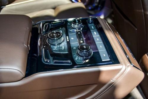 Новый большой Седан Volkswagen: роскошь в отделке и мощный двигатель. 06 Новый большой Седан Volkswagen: роскошь в отделке и мощный двигатель. 06