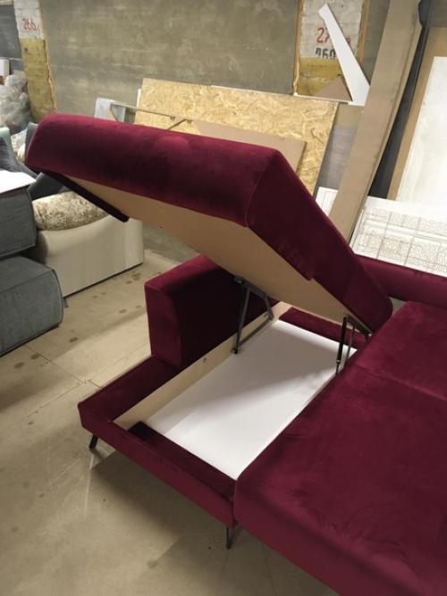 Диван Глория угловой формы - это мебель высокого класса, сочетающая в себе эстетику и функциональность. 03