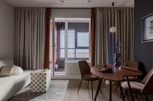 Маленькая квартира в эстетике кандинского в Петербурге. 02