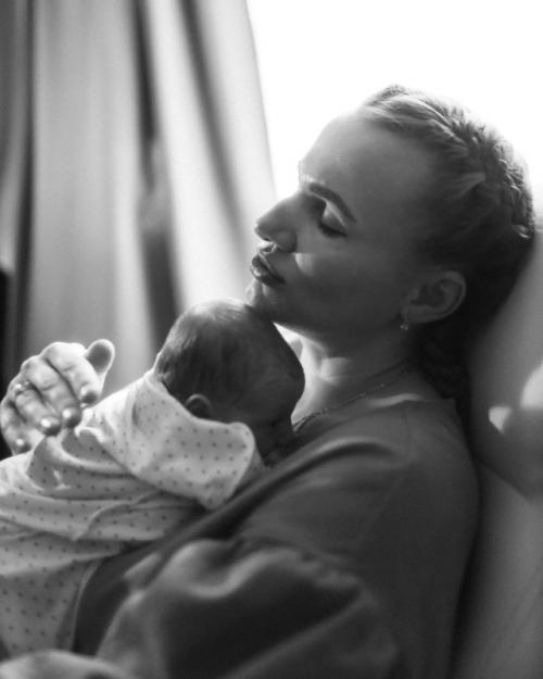 Кадры, снятые в одной комнате. 01 Кадры, снятые в одной комнате. 01