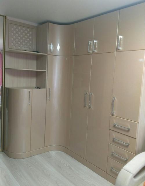 Невозможно представить современную квартиру без такого предмета интерьера, как шкаф. 01