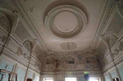 Заброшенный особняк в Самаре могут превратить в дворец свадеб. 02