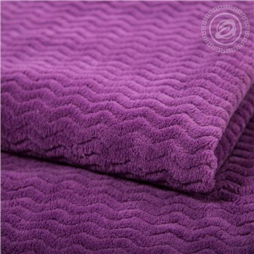 Мягкий, легкий, нежный и очень стильный, - плед Роскошь дарит самые приятные эмоции. 01