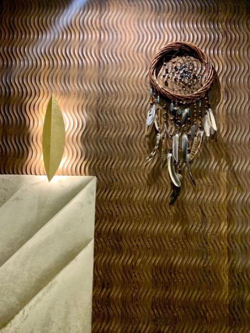 Только взгляните как лаконично вписываются ловцы снов в интерьер спальни! 01