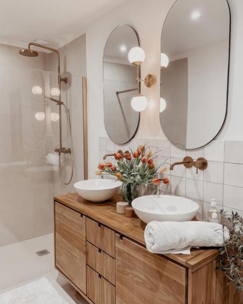 Скандинавский дизайн интерьера всегда ассоциируется с множеством дерева и лаконичных деталей, создающих чувство простоты и функциональности. 08