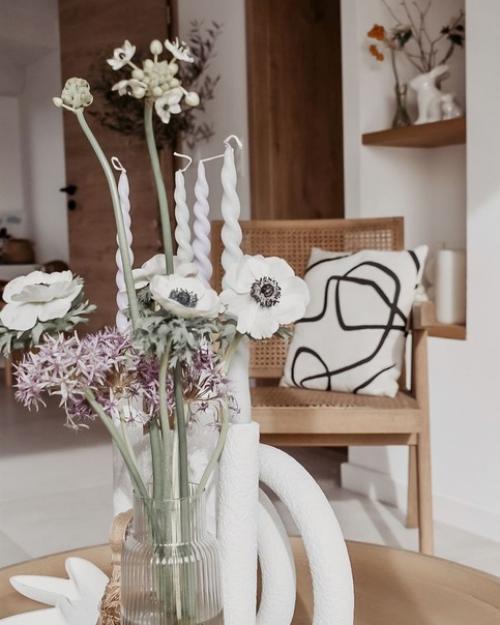 Скандинавский дизайн интерьера всегда ассоциируется с множеством дерева и лаконичных деталей, создающих чувство простоты и функциональности. 03