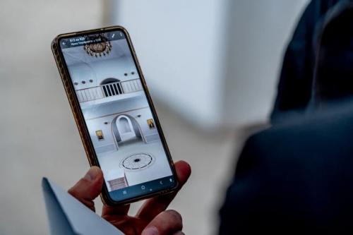 Встретился с разработчиком дизайн - проекта интерьера строящегося храма владимирской иконы божией матери. 01