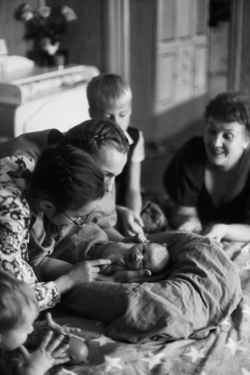 Кадры, снятые в одной комнате. 04 Кадры, снятые в одной комнате. 04